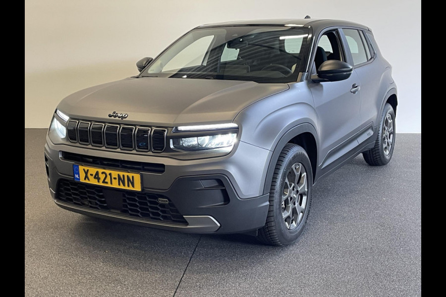 Jeep Avenger Longitude 54 kWh Business Epowertrain Navigatie Apple Carplay/ Android Auto Parkeersensor achter Cruise Control Stoelverwarming Full LED Virtual Cockpit Climate Control