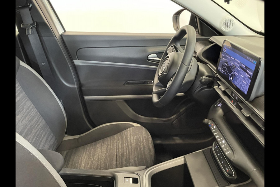 Jeep Avenger Longitude 54 kWh Business Epowertrain Navigatie Apple Carplay/ Android Auto Parkeersensor achter Cruise Control Stoelverwarming Full LED Virtual Cockpit Climate Control