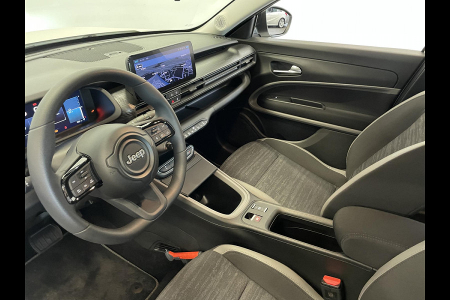 Jeep Avenger Longitude 54 kWh Business Epowertrain Navigatie Apple Carplay/ Android Auto Parkeersensor achter Cruise Control Stoelverwarming Full LED Virtual Cockpit Climate Control