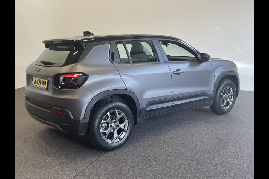 Jeep Avenger Longitude 54 kWh Business Epowertrain Navigatie Apple Carplay/ Android Auto Parkeersensor achter Cruise Control Stoelverwarming Full LED Virtual Cockpit Climate Control