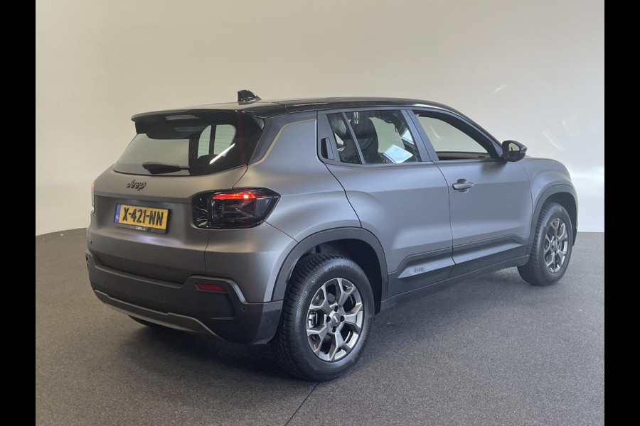 Jeep Avenger Longitude 54 kWh Business Epowertrain Navigatie Apple Carplay/ Android Auto Parkeersensor achter Cruise Control Stoelverwarming Full LED Virtual Cockpit Climate Control