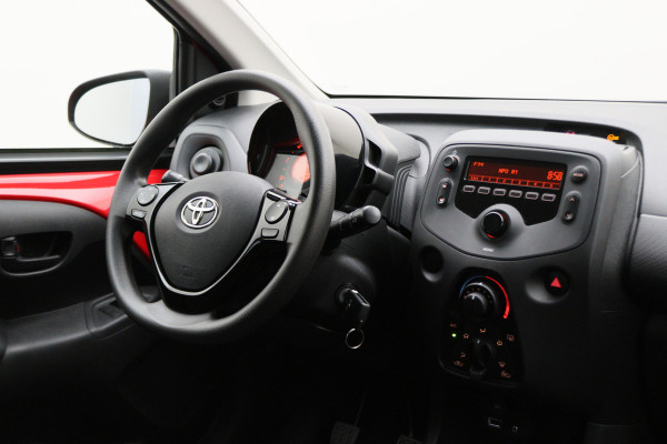 Toyota Aygo 1.0 VVT-i x-fun 5-Deurs, LED, Airco, Bluetooth, Elektr. Pakket