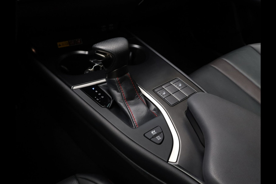 Lexus UX 250h F Sport Line Premium | Premium Navi | Sport-Interieur