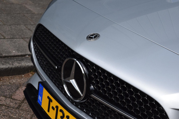 Mercedes-Benz A-Klasse 180 AMG Line|Dak|Sfeer|Camera|Led|18"