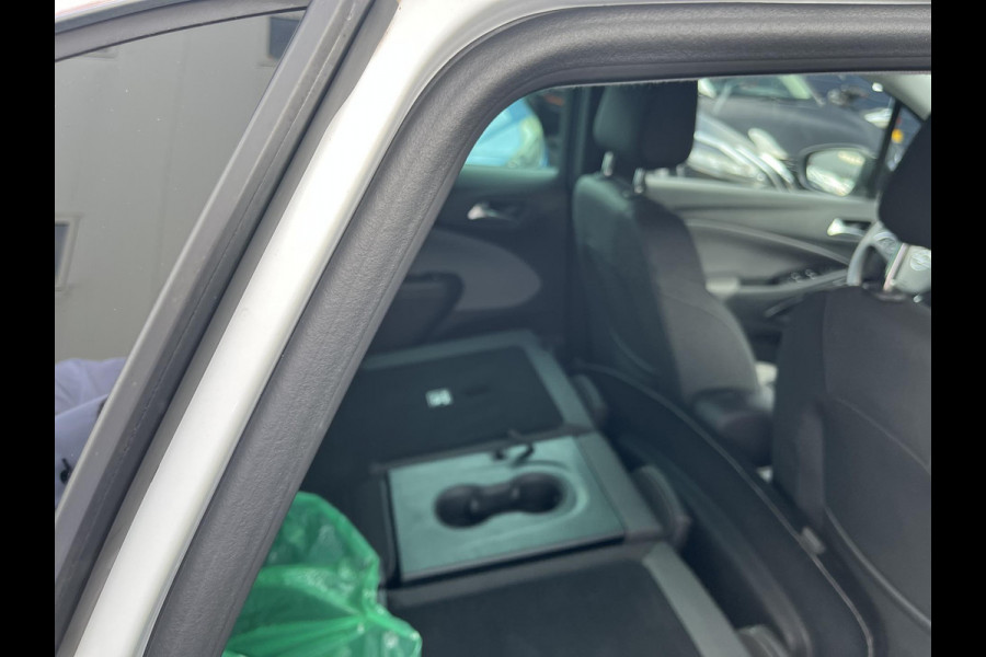 Opel Crossland X 1.2 Turbo Online Edition | Trekhaak | Two-tone / Nieuwe Distributie