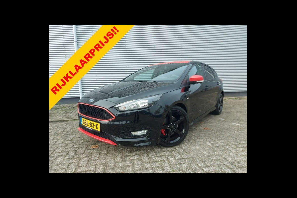 Ford Focus 1.5 135KW/184PK ST line, applecarplay/android,airco,cruise,stoelverwarming,parkeersensoren achter, Ford Focus 1.5 135KW/184PK ST line, applecarplay/android,airco,cruise,stoelverwarming,parkeersensoren achter,
