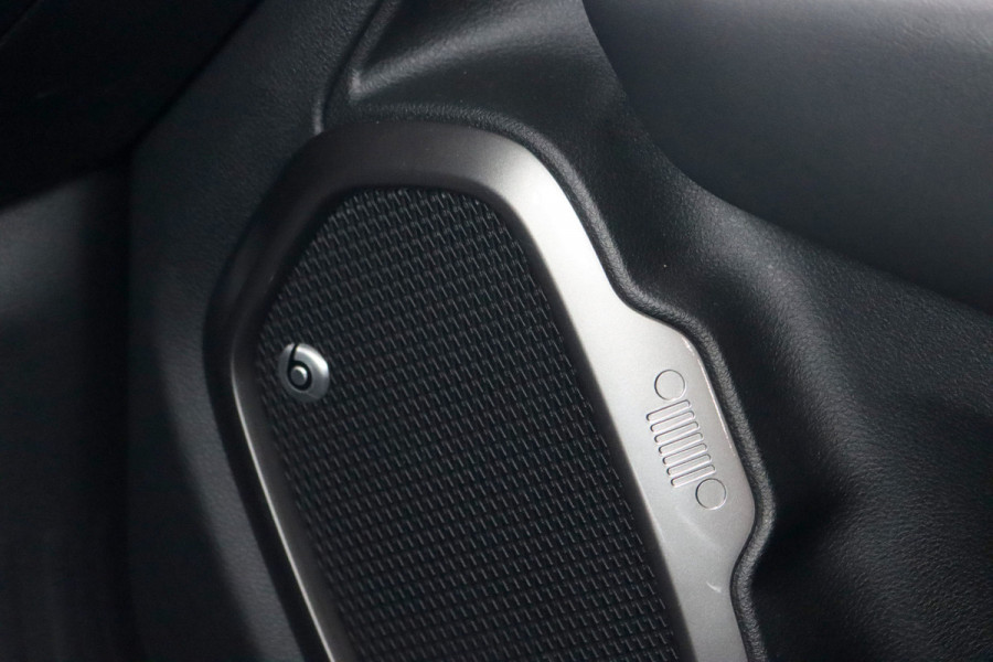 Jeep Renegade 1.3T Limited | Camera | Adaptive Cruise Control | Leder | Beats Audio | Keyless | LED |