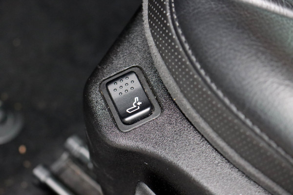 Jeep Renegade 1.3T Limited | Camera | Adaptive Cruise Control | Leder | Beats Audio | Keyless | LED |