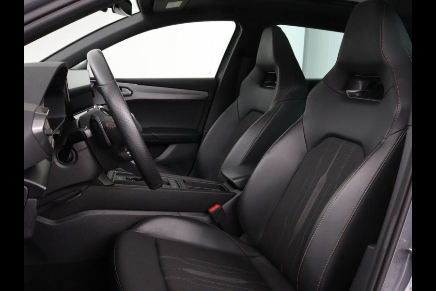 CUPRA Leon 1.4 e-Hybrid VZ Performance | Panoramadak | Stoel & stuurverwarming | Adaptive cruise | Carplay | Navigatie | Sportstoelen | Full LED | Keyless | PHEV
