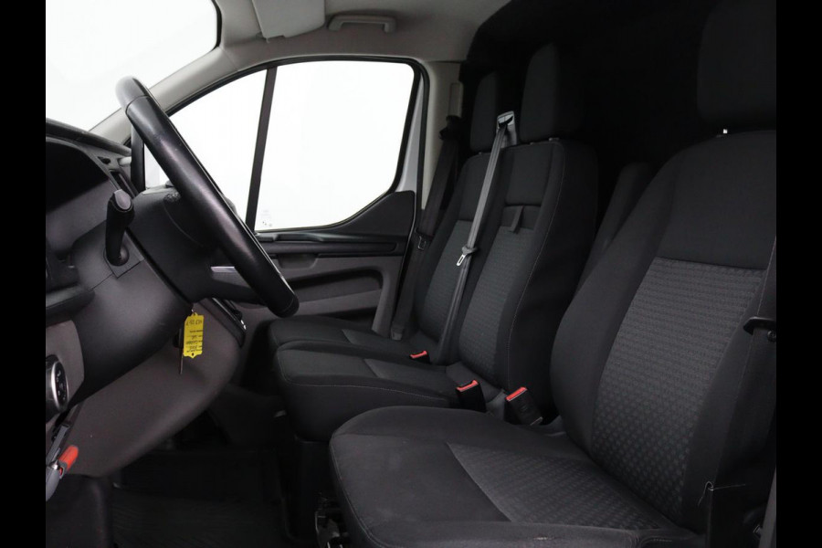 Ford Transit Custom 2.0 TDCI L1H1 Trend | Automaat | Trekhaak | Camera | Navigatie | Cruise control | Airco | Bluetooth | DAB