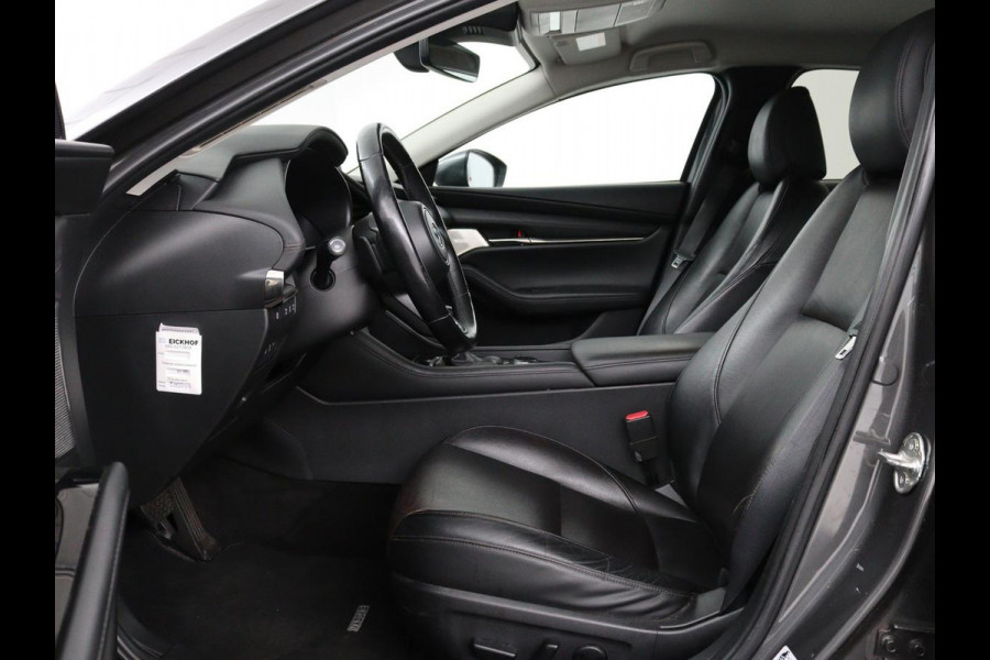 Mazda 3 2.0 e-SkyActiv-X Luxury | Leder | Stoel & stuurverwarming | BOSE Sound | Adaptive cruise | Camera | Carplay | Keyless | Head-Up | Memory