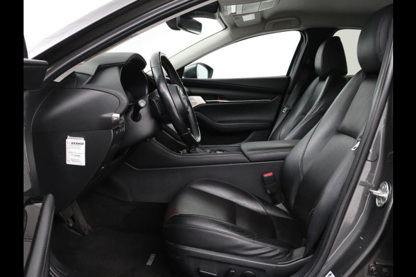 Mazda 3 2.0 e-SkyActiv-X Luxury | Leder | Stoel & stuurverwarming | BOSE Sound | Adaptive cruise | Camera | Carplay | Keyless | Head-Up | Memory