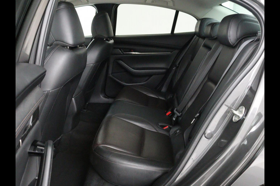 Mazda 3 2.0 e-SkyActiv-X Luxury | Leder | Stoel & stuurverwarming | BOSE Sound | Adaptive cruise | Camera | Carplay | Keyless | Head-Up | Memory