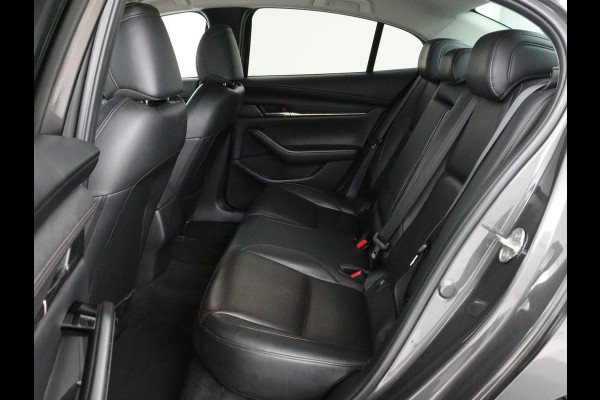 Mazda 3 2.0 e-SkyActiv-X Luxury | Leder | Stoel & stuurverwarming | BOSE Sound | Adaptive cruise | Camera | Carplay | Keyless | Head-Up | Memory