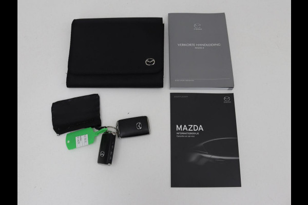 Mazda 3 2.0 e-SkyActiv-X Luxury | Leder | Stoel & stuurverwarming | BOSE Sound | Adaptive cruise | Camera | Carplay | Keyless | Head-Up | Memory