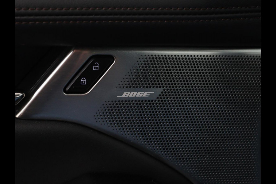 Mazda 3 2.0 e-SkyActiv-X Luxury | Leder | Stoel & stuurverwarming | BOSE Sound | Adaptive cruise | Camera | Carplay | Keyless | Head-Up | Memory