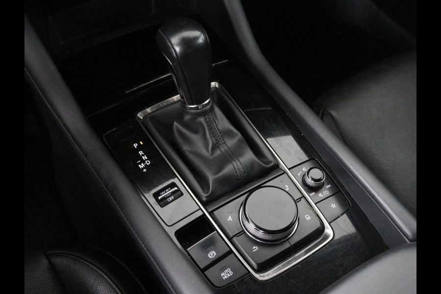Mazda 3 2.0 e-SkyActiv-X Luxury | Leder | Stoel & stuurverwarming | BOSE Sound | Adaptive cruise | Camera | Carplay | Keyless | Head-Up | Memory