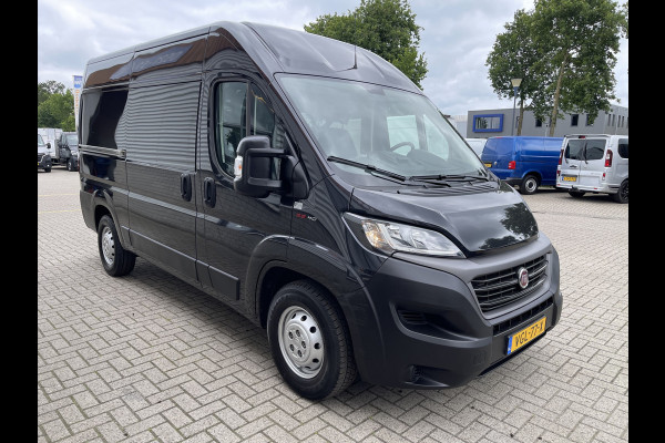 Fiat Ducato 35H 2.3 MultiJet 140pk L2H2 DC 6 persoons / vaste prijs rijklaar € 25.950 ex btw / lease vanaf € 424 / cruise en climate control / camera / trekhaak 3000 kg !