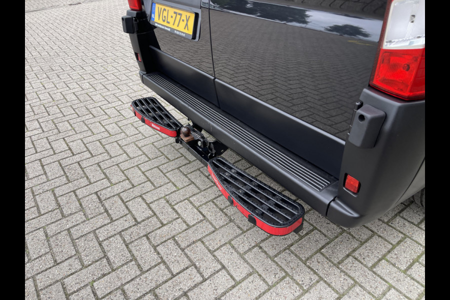 Fiat Ducato 35H 2.3 MultiJet 140pk L2H2 DC 6 persoons / vaste prijs rijklaar € 25.950 ex btw / lease vanaf € 424 / cruise en climate control / camera / trekhaak 3000 kg !