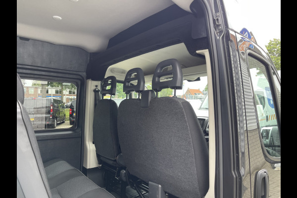 Fiat Ducato 35H 2.3 MultiJet 140pk L2H2 DC 6 persoons / vaste prijs rijklaar € 25.950 ex btw / lease vanaf € 424 / cruise en climate control / camera / trekhaak 3000 kg !