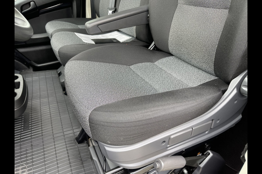 Fiat Ducato 35H 2.3 MultiJet 140pk L2H2 DC 6 persoons / vaste prijs rijklaar € 25.950 ex btw / lease vanaf € 424 / cruise en climate control / camera / trekhaak 3000 kg !