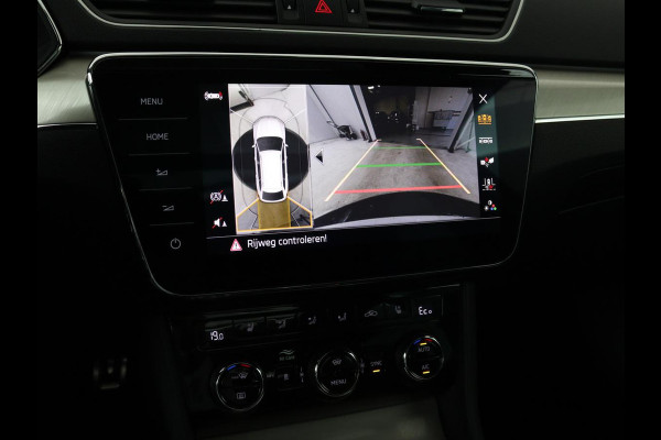 Škoda Superb 1.4 TSI iV Laurin & Klement | Panoramadak | Leder | Stoelventilatie | Adaptive cruise | Canton Sound | Memory | 360 camera | Trekhaak | Standkachel | Keyless | Virtual Cockpit | PHEV