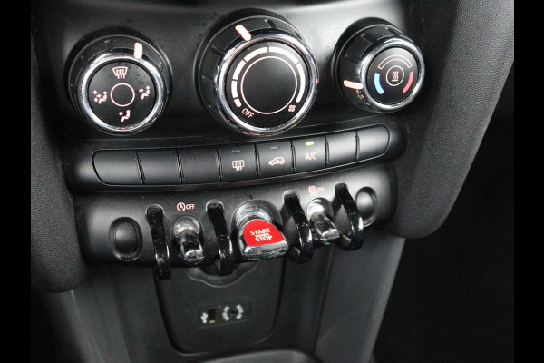 MINI Cooper 1.5 Business | Navigatie | Airco | Cruise control | Bluetooth | Lichtmetalen velgen