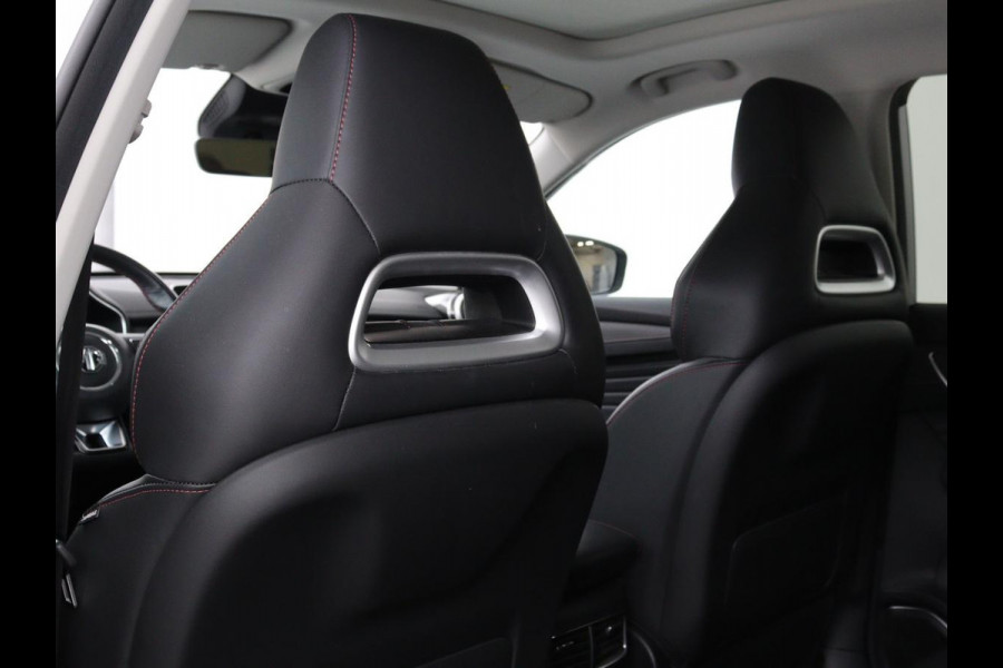 MG EHS 1.5 TGDI Luxury | Panoramadak | Trekhaak | Adaptive cruise | Leder | Carplay | Stoelverwarming | 360 camera | Navigatie | Full LED | Keyless