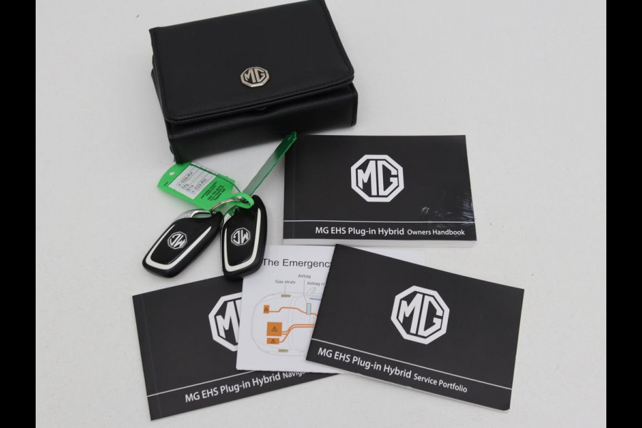 MG EHS 1.5 TGDI Luxury | Panoramadak | Trekhaak | Adaptive cruise | Leder | Carplay | Stoelverwarming | 360 camera | Navigatie | Full LED | Keyless