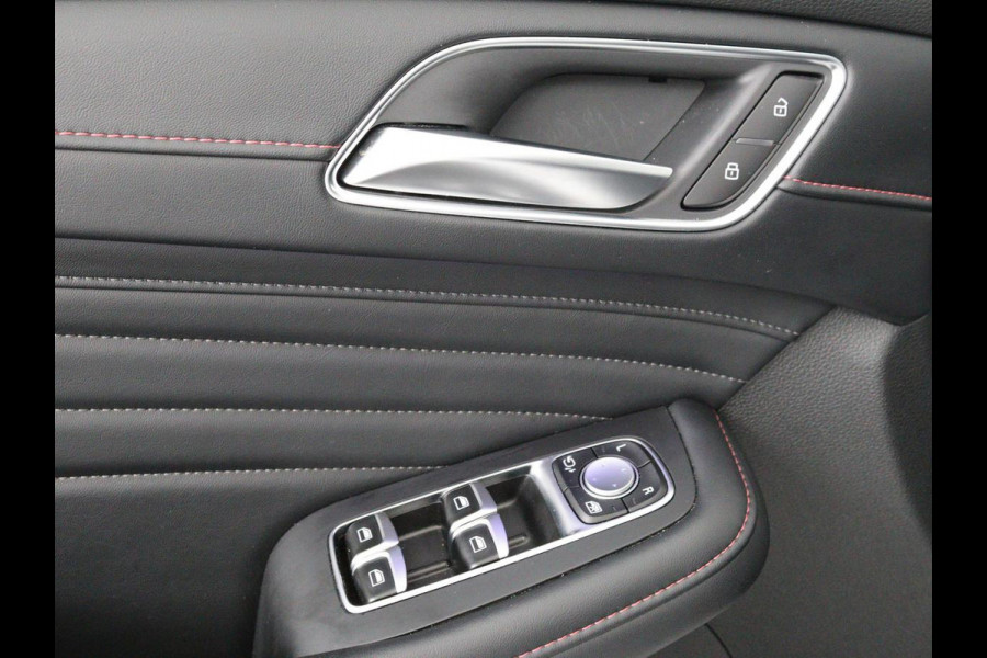 MG EHS 1.5 TGDI Luxury | Panoramadak | Trekhaak | Adaptive cruise | Leder | Carplay | Stoelverwarming | 360 camera | Navigatie | Full LED | Keyless