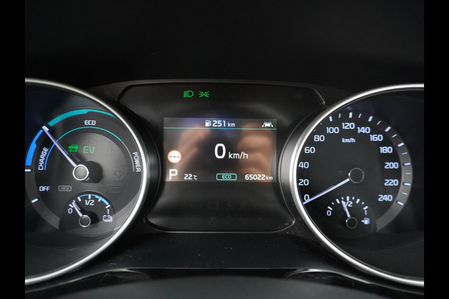 Kia Xceed 1.6 GDi PHEV DynamicPlusLine STOEL + STUURVERWARMING | ELEK. KOFFER | KIA GARANTIE T/M 8-2029
