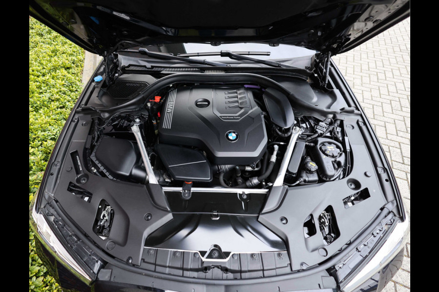 BMW 5 Serie Touring 530i xDrive High Executive