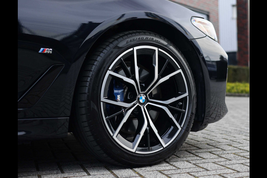BMW 5 Serie Touring 530i xDrive High Executive