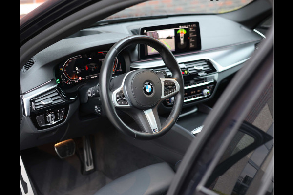 BMW 5 Serie Touring 530i xDrive High Executive