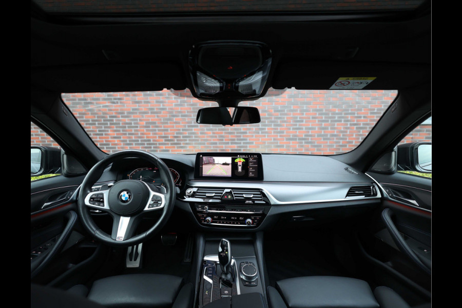 BMW 5 Serie Touring 530i xDrive High Executive