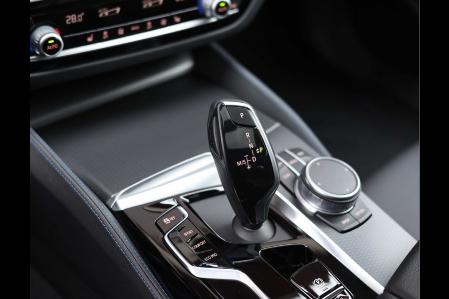 BMW 5 Serie Touring 530i xDrive High Executive