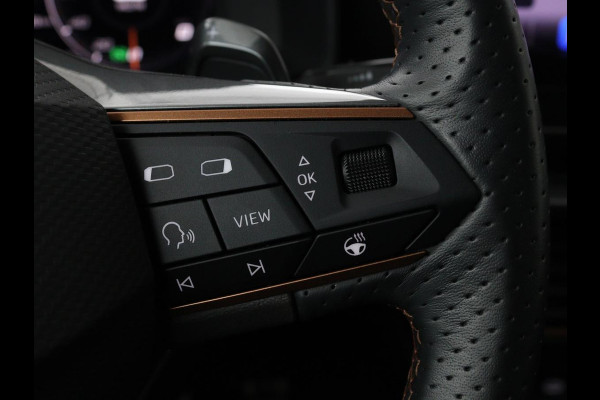 CUPRA Leon 1.4 e-Hybrid VZ | 245pk | Stuurverwarming | Navigatie | Sfeerverlichting | Full LED | Keyless | Sportstoelen | Magnetic Tech Matt | PHEV