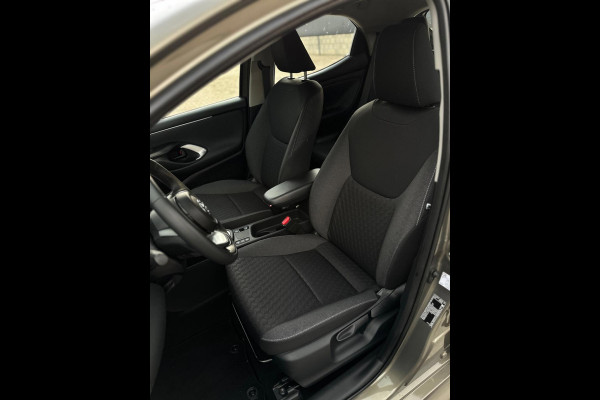 Toyota Yaris 1.5 Hybrid Business Plus Trekhaak Camera