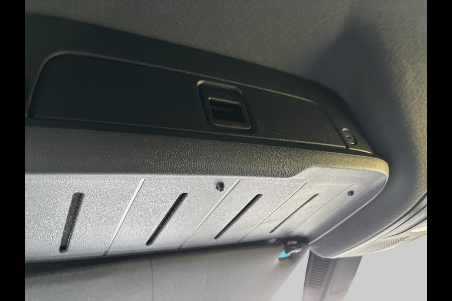 Mercedes-Benz Sprinter 319 L2H2 190PK 9G-TRONIC PRO AUTOMAAT RWD ( BPM VRIJ ) LED GROOT M-BUX GROOT SCHERM AIRCO CRUISE CONTROL CAMERA BUMPERS IN KLEUR 3500KG TREKGEWICHT