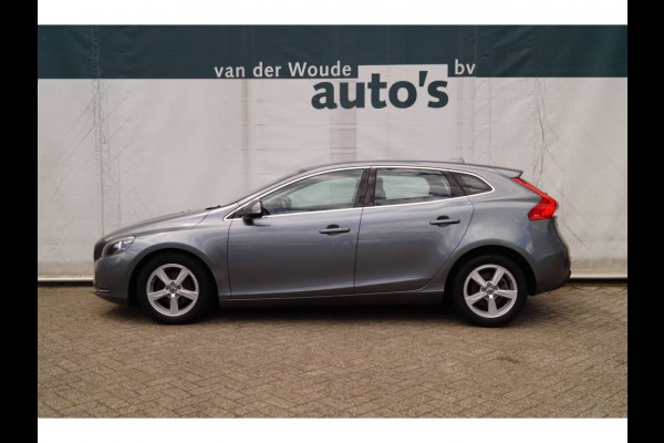 Volvo V40 1.6 D2 R-Design Bns