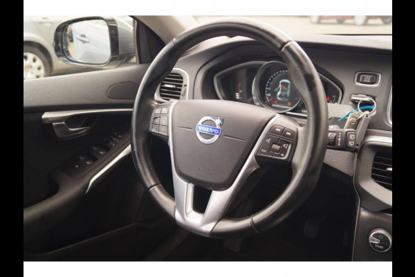 Volvo V40 1.6 D2 R-Design Bns