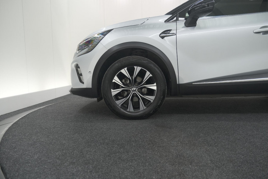 Renault Captur Mild Hybrid 140 EDC Techno | Trekhaak | 360 Camera | 9.3 Inch Grootscherm | Apple Carplay | Parkeersensoren