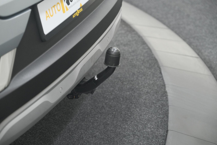Renault Captur Mild Hybrid 140 EDC Techno | Trekhaak | 360 Camera | 9.3 Inch Grootscherm | Apple Carplay | Parkeersensoren