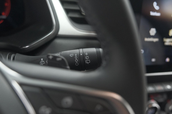 Renault Captur Mild Hybrid 140 EDC Techno | Trekhaak | 360 Camera | 9.3 Inch Grootscherm | Apple Carplay | Parkeersensoren