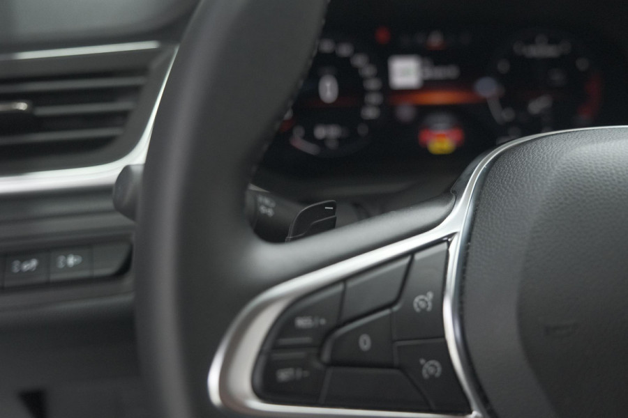 Renault Captur Mild Hybrid 140 EDC Techno | Trekhaak | 360 Camera | 9.3 Inch Grootscherm | Apple Carplay | Parkeersensoren