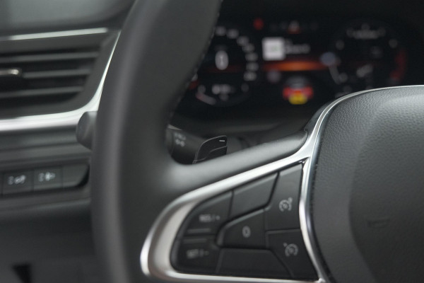 Renault Captur Mild Hybrid 140 EDC Techno | Trekhaak | 360 Camera | 9.3 Inch Grootscherm | Apple Carplay | Parkeersensoren