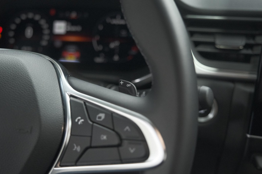 Renault Captur Mild Hybrid 140 EDC Techno | Trekhaak | 360 Camera | 9.3 Inch Grootscherm | Apple Carplay | Parkeersensoren