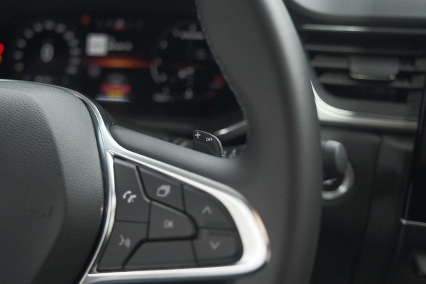 Renault Captur Mild Hybrid 140 EDC Techno | Trekhaak | 360 Camera | 9.3 Inch Grootscherm | Apple Carplay | Parkeersensoren