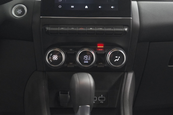 Renault Captur Mild Hybrid 140 EDC Techno | Trekhaak | 360 Camera | 9.3 Inch Grootscherm | Apple Carplay | Parkeersensoren