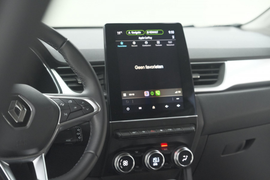 Renault Captur Mild Hybrid 140 EDC Techno | Trekhaak | 360 Camera | 9.3 Inch Grootscherm | Apple Carplay | Parkeersensoren